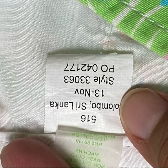 Lilly Pulitzer Shorts Women’s Size 6 Elephant Ear Print Buttercup Scallop Shorts - Picture 11 of 13